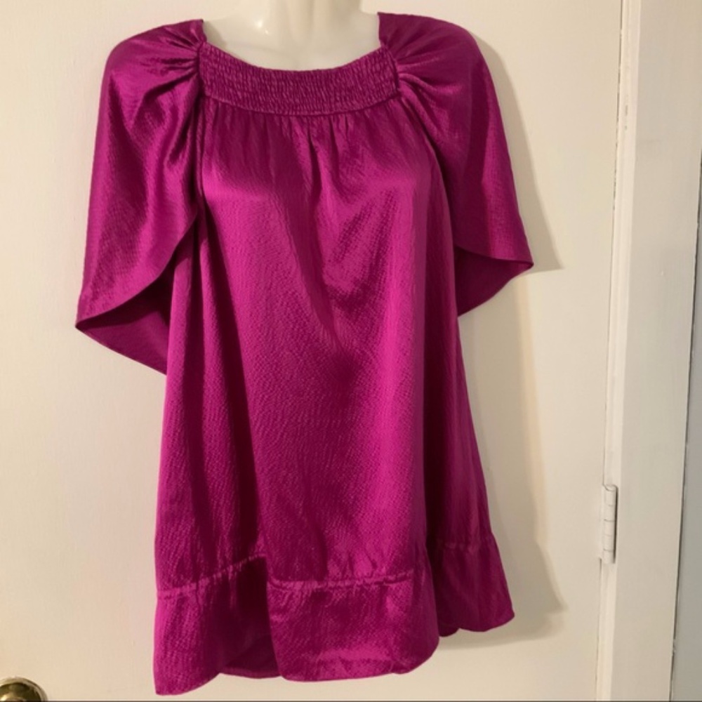 100% SILK BCBG MAXAZRIA TOP SIZE L